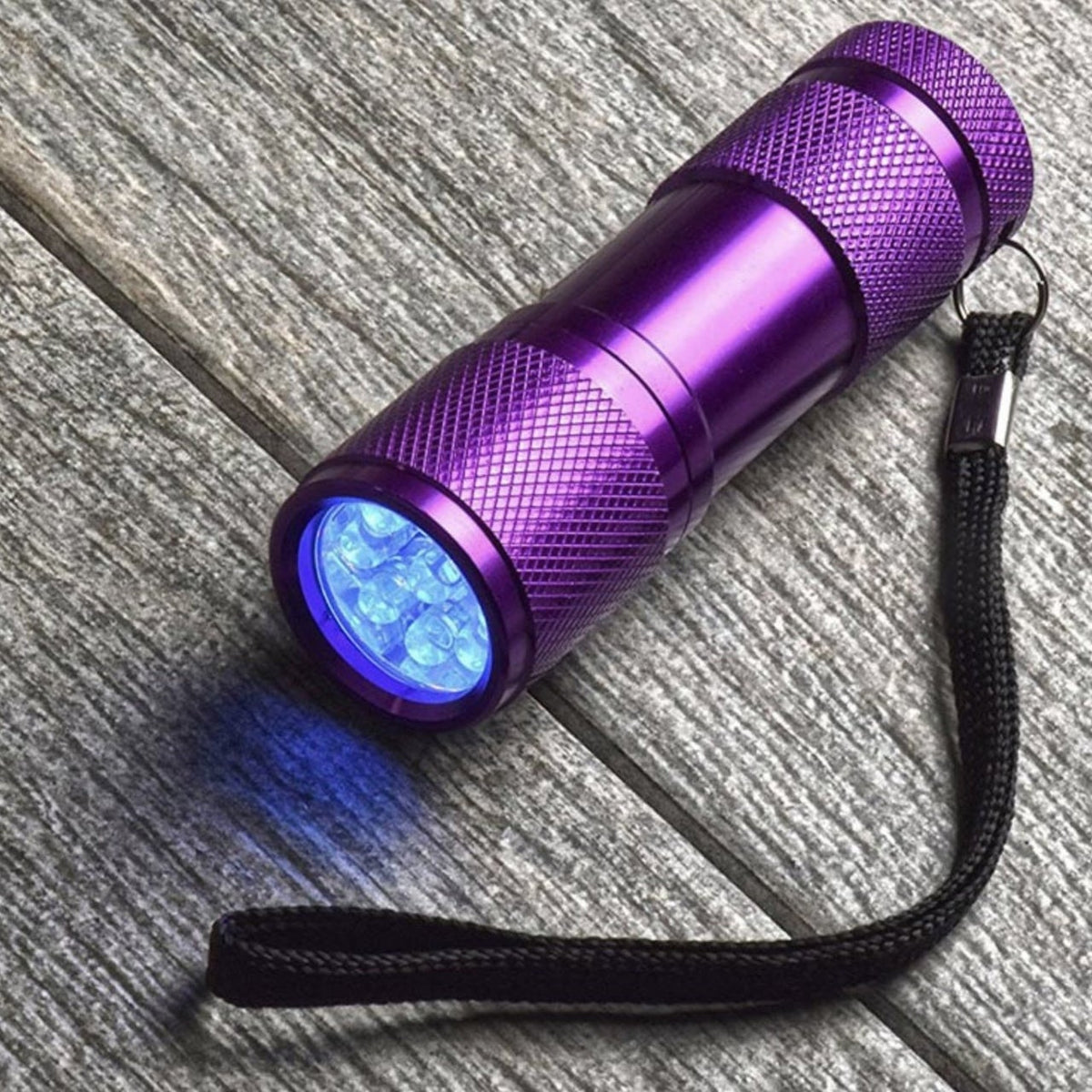 009-Quilters Ultraviolet Light