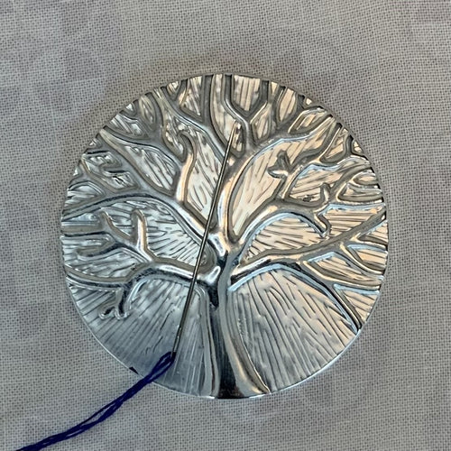 009-2 Tree of Life Needle Nanny