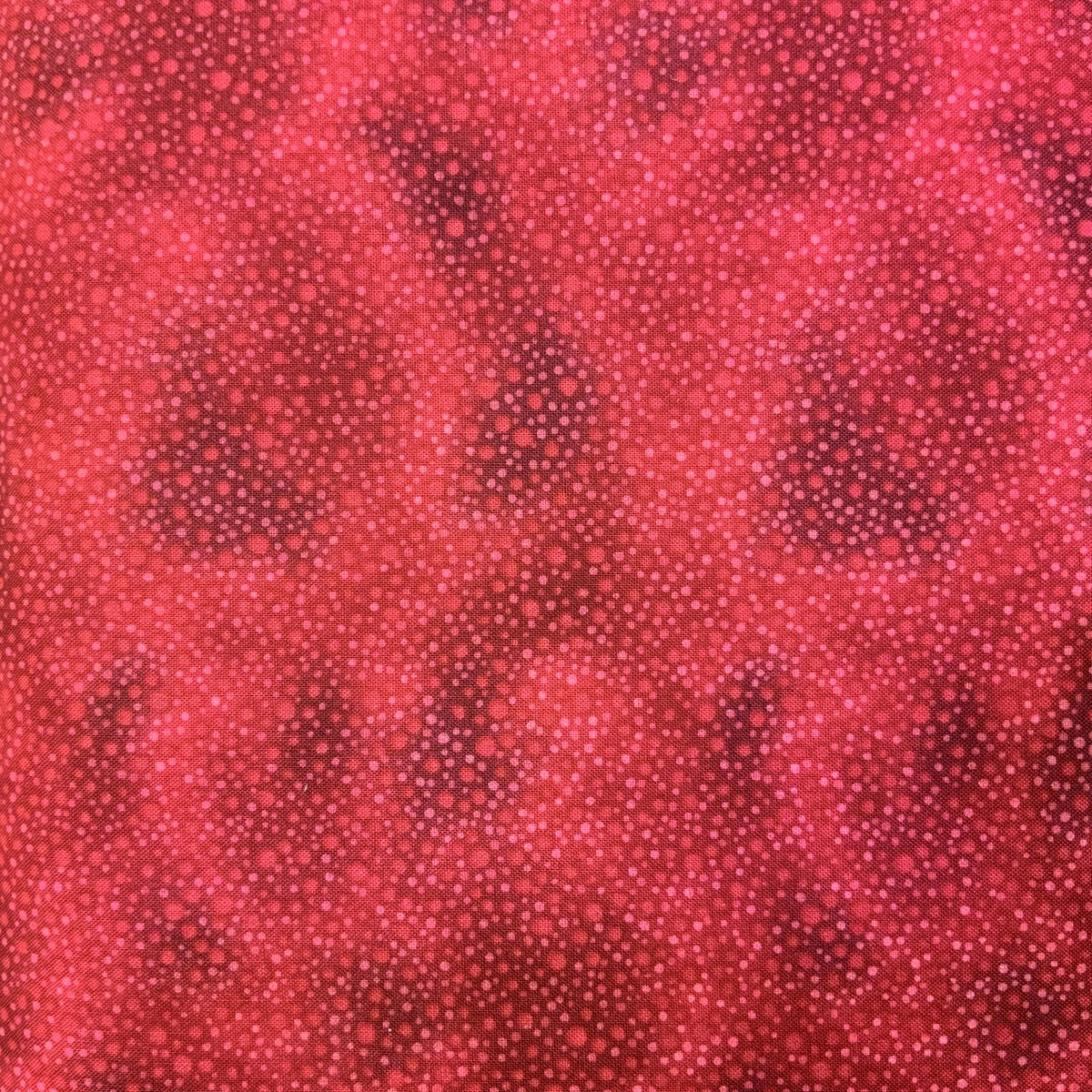 O587-red