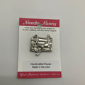 Music Notes Needle Nanny silver
