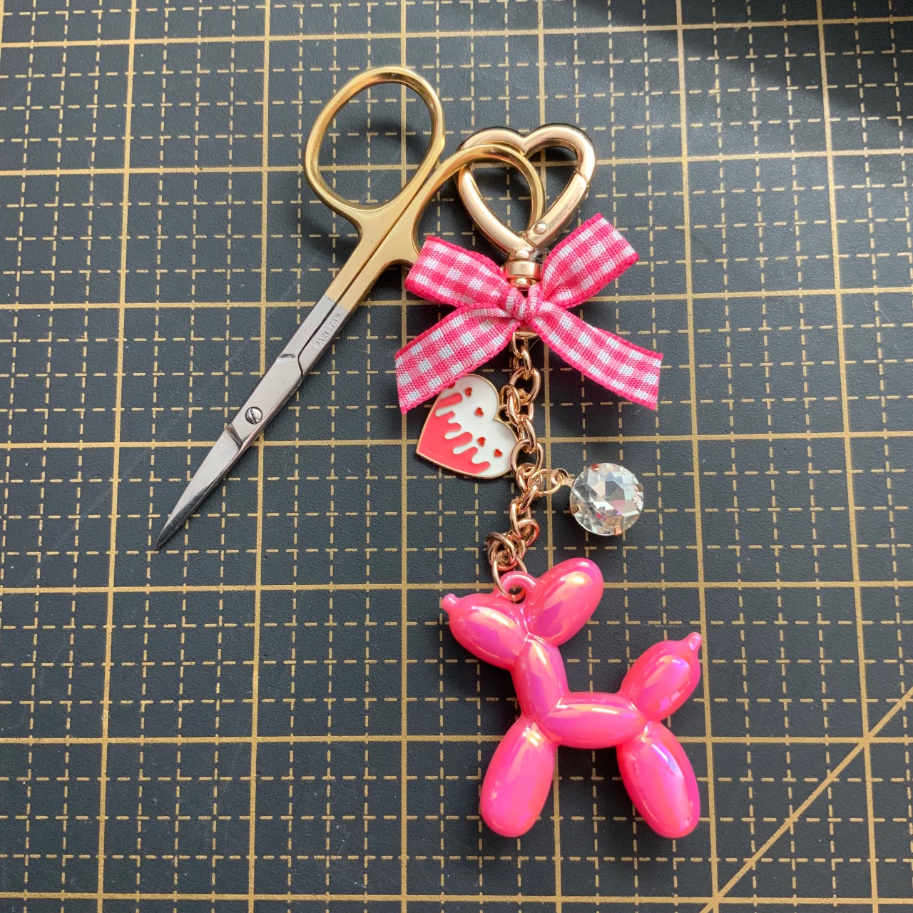 Scissor Charms- balloon dog